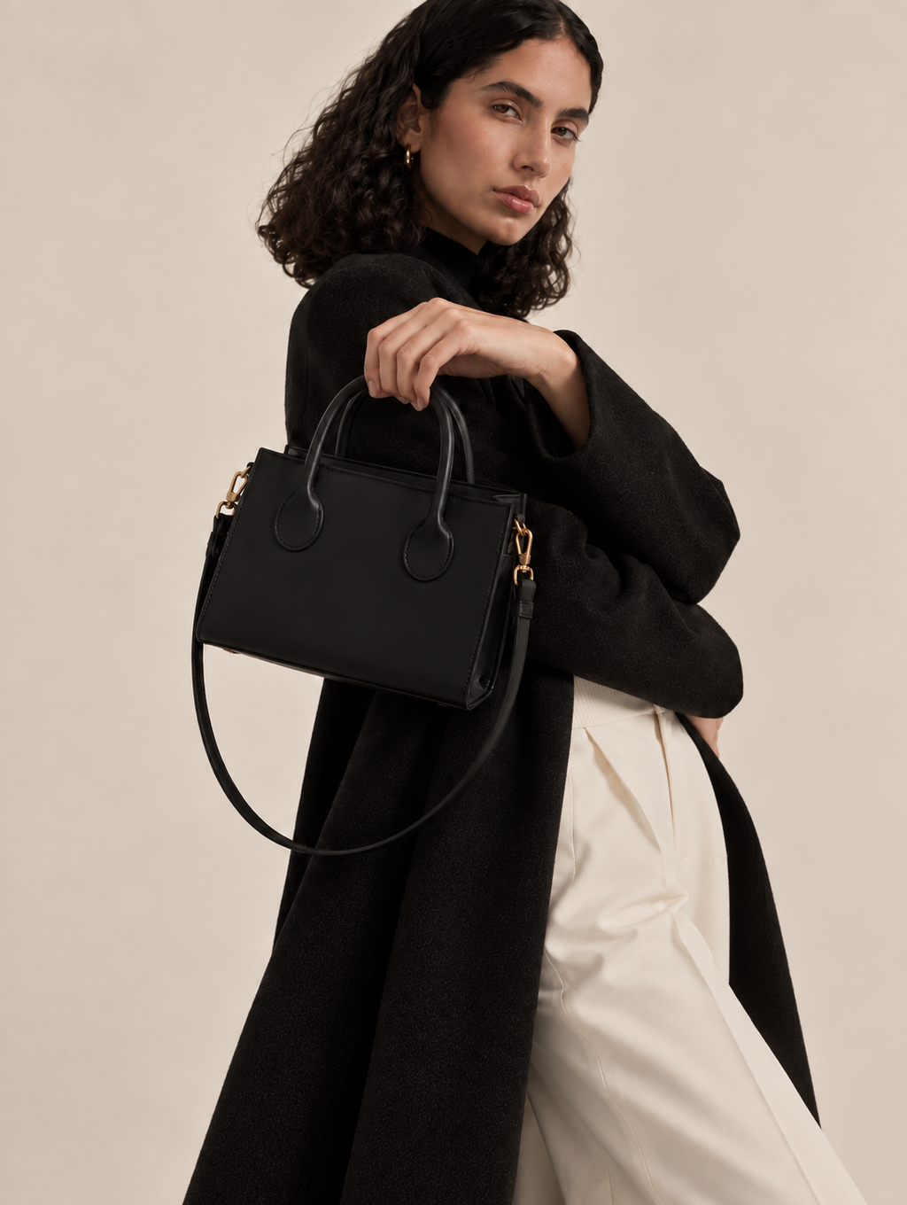 Amélie In Black Top Handle Bag